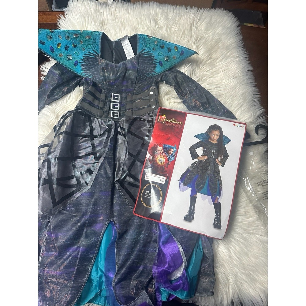 Disney Descendants Rise‎ of Red Uliana Halloween Costume size Large (10-12)
